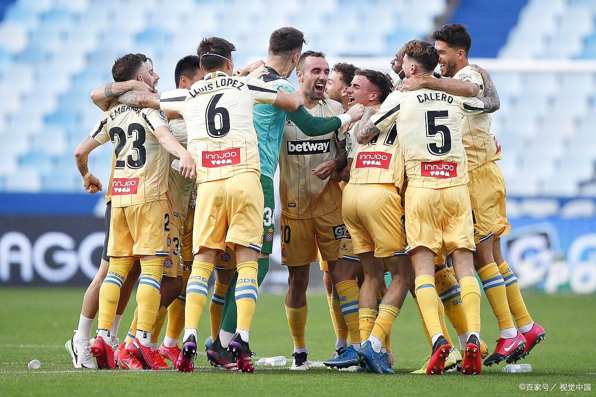 关于意大利尤文图斯强势出战，成功锁定小组头名的信息