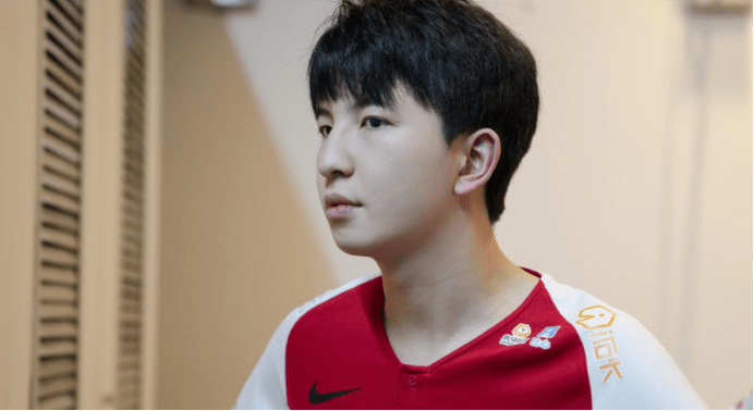 DFM力克LGD，Caps单局斩获MVP四强赛3:0（伦敦）
