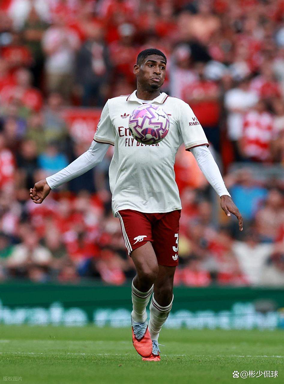 土耳其血洗阿森纳，莱万惊艳世界的简单介绍