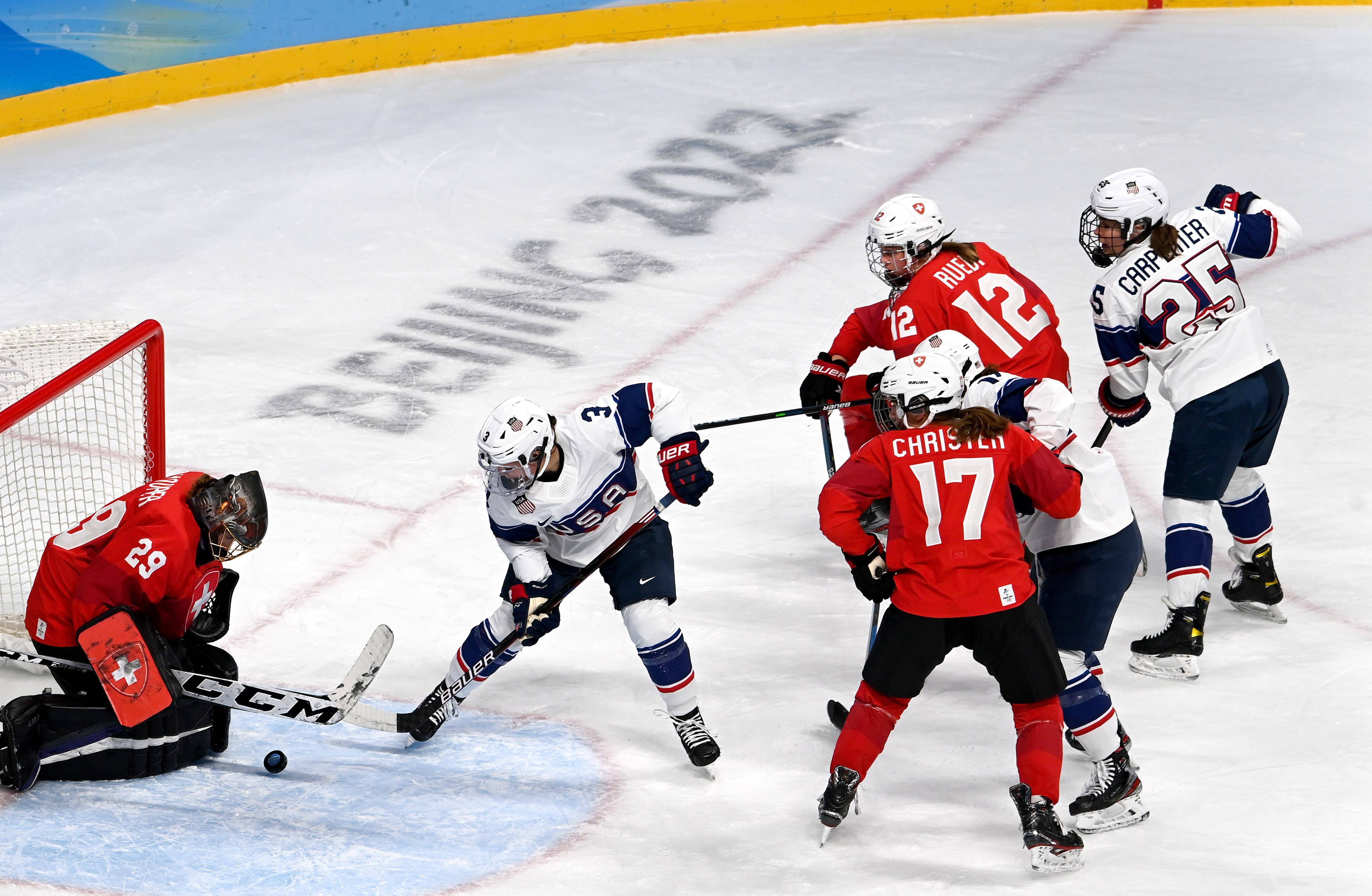 冰球赛事精彩瞬间盘点，年度回顾震撼登场的简单介绍