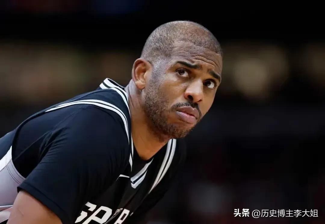 开云体育入口-勇士险胜天津队，保罗状态火热