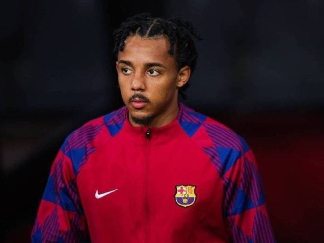 巴西险胜巴黎，孔德刷新纪录