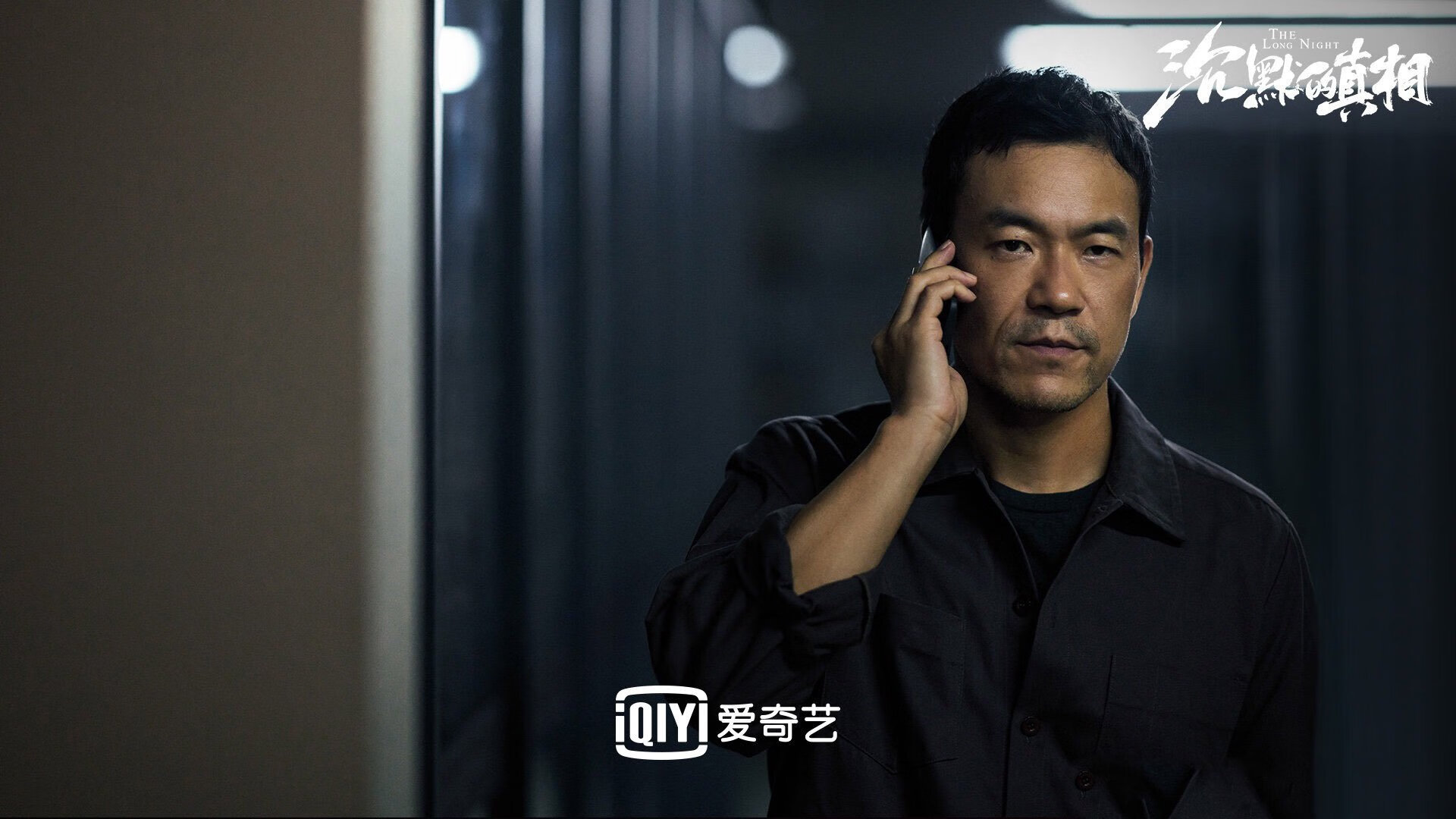 开云体育官网-F1新赛季揭幕战之夜，楚阿梅尼惊艳四座，跨界魅力点亮巴林赛道