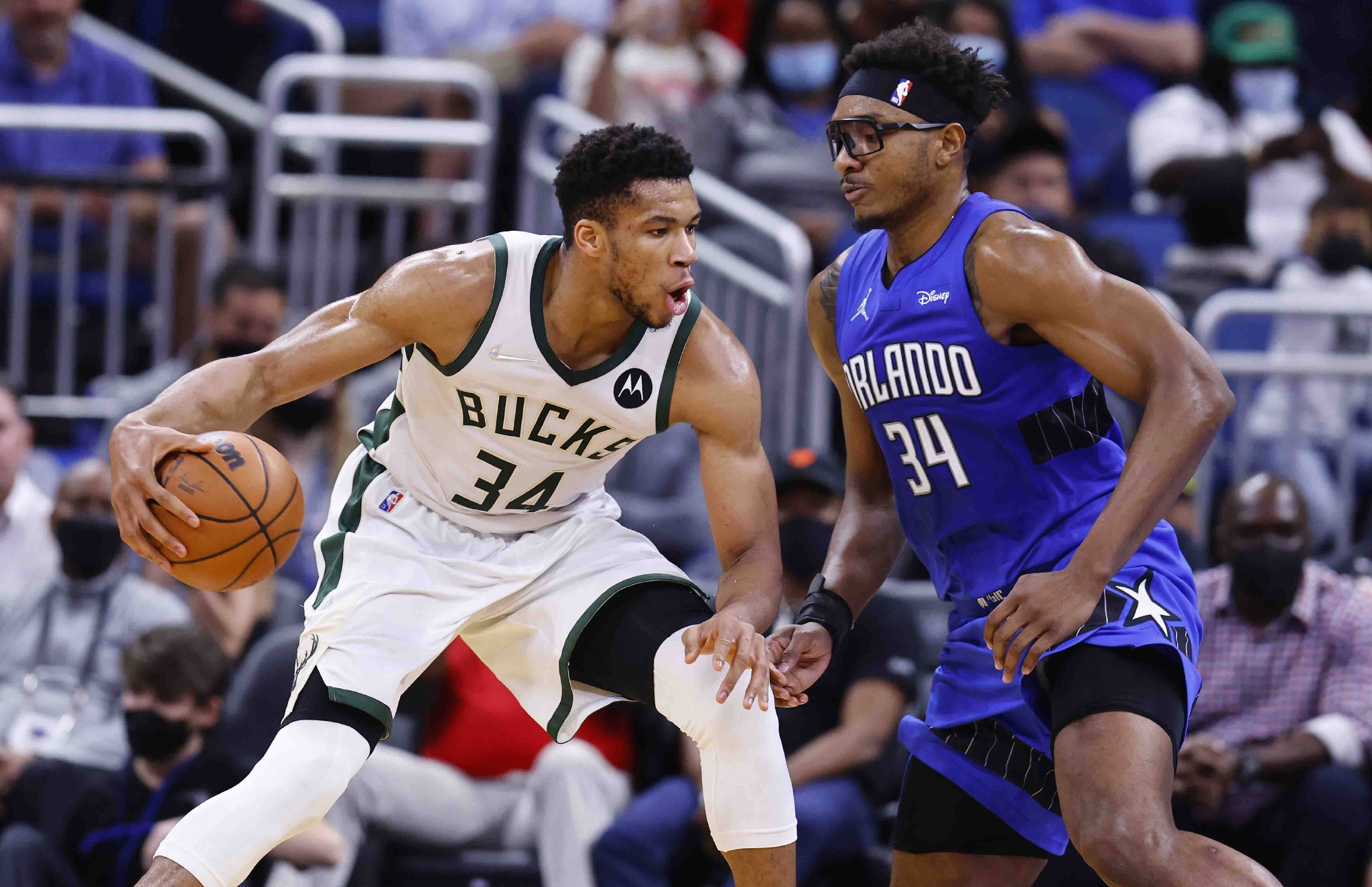 雄鹿淘汰魔术，英格拉姆关键战不手软