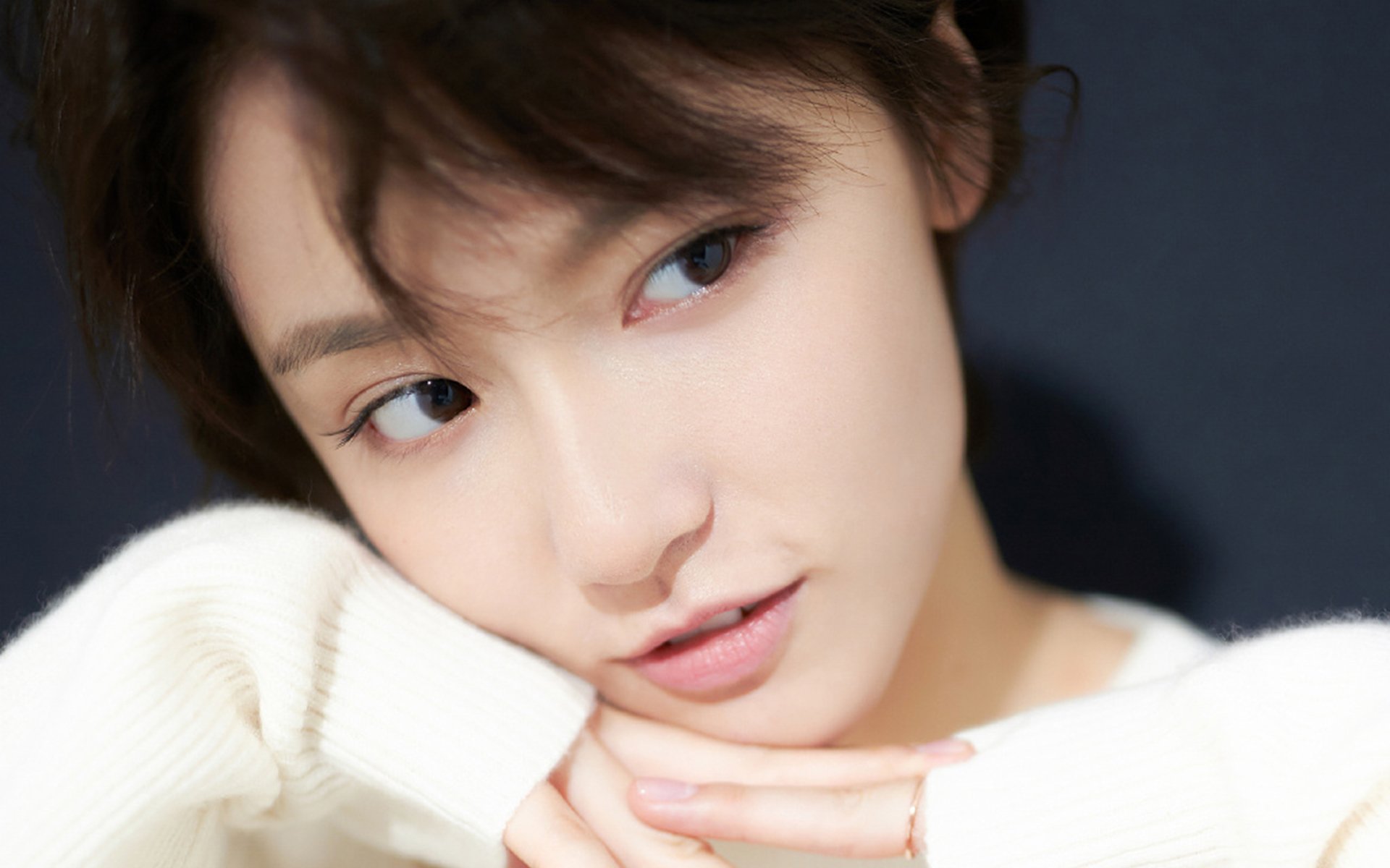 德甲争冠战之夜，拉亚的噩梦与防线哲学的黄昏