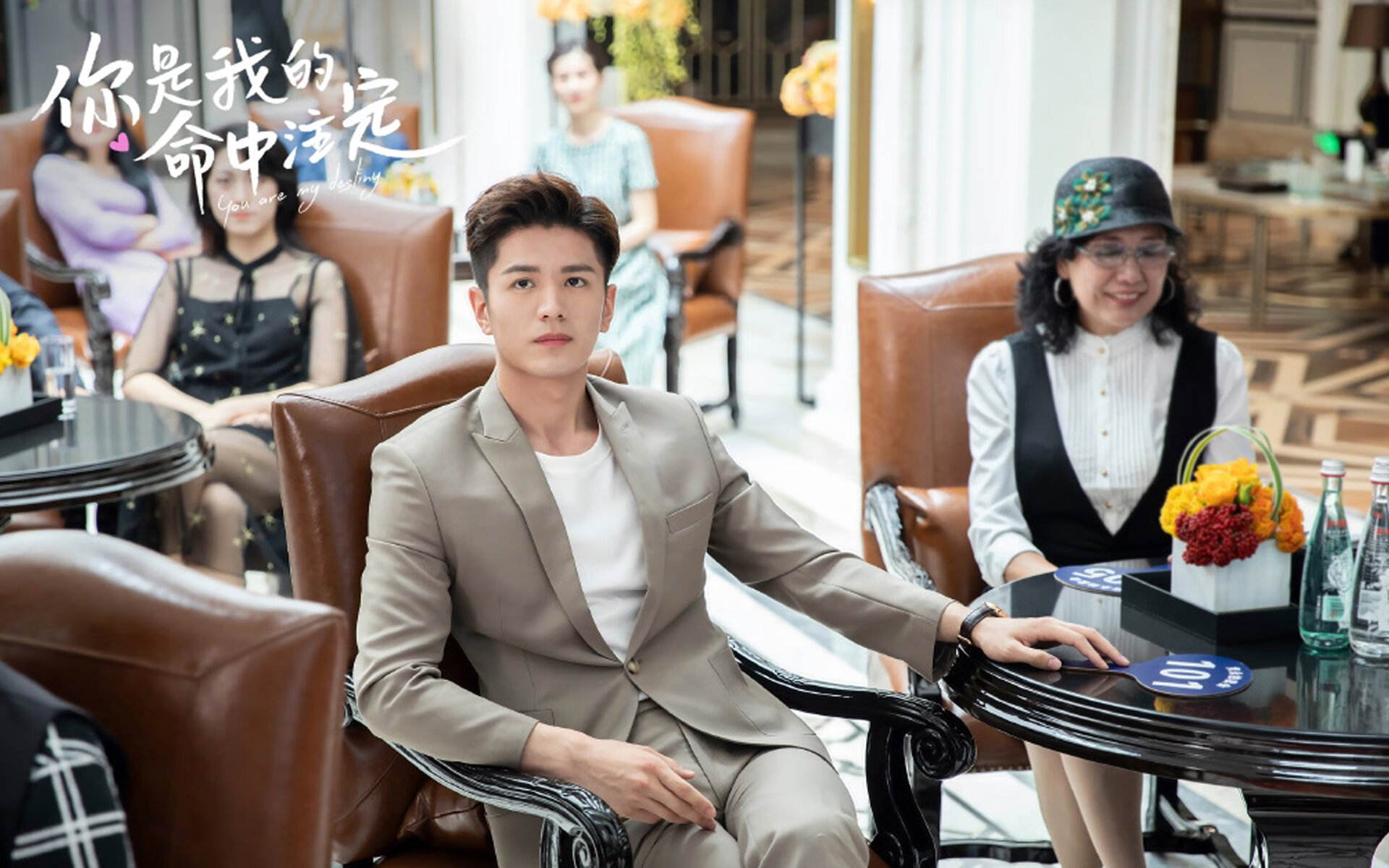 冷门与传奇，美加墨世界杯焦点战，深圳队终结开拓者时代